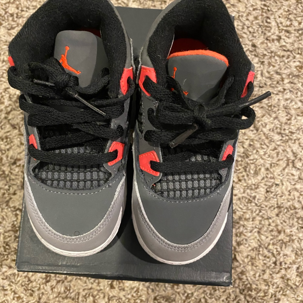 Air Jordan 4 Retro - Infrared